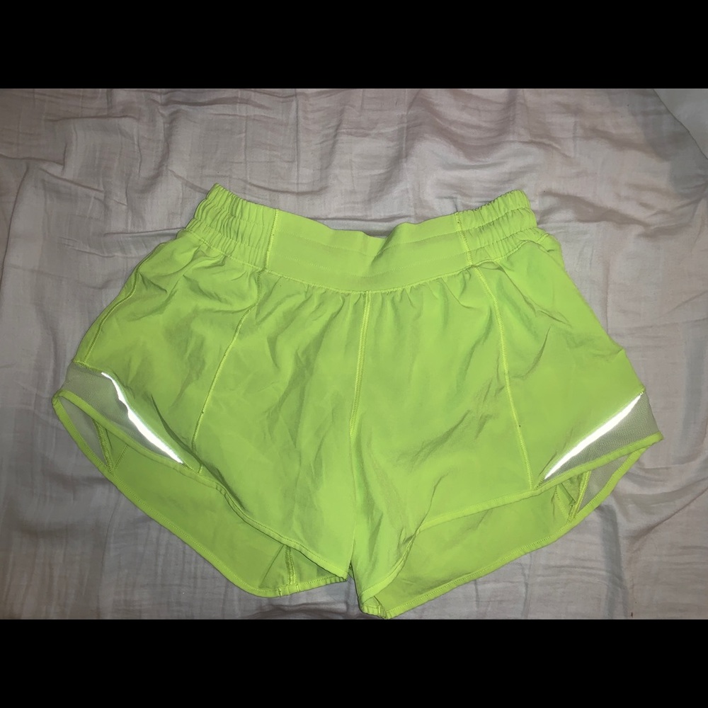 Lululemon hotty hot short